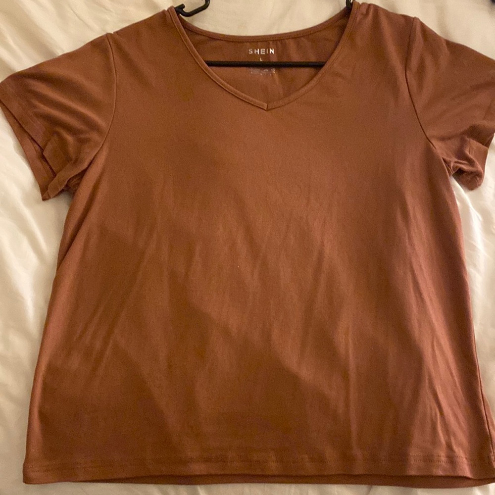Fitted stretchy shirt
